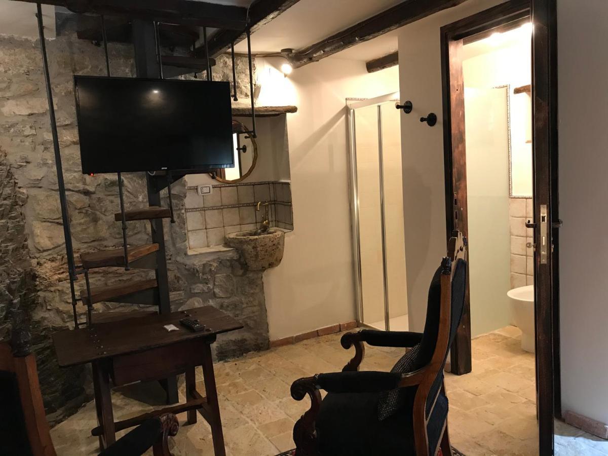 ساسو دي كاستالدا Borgo Manca Suite المظهر الخارجي الصورة