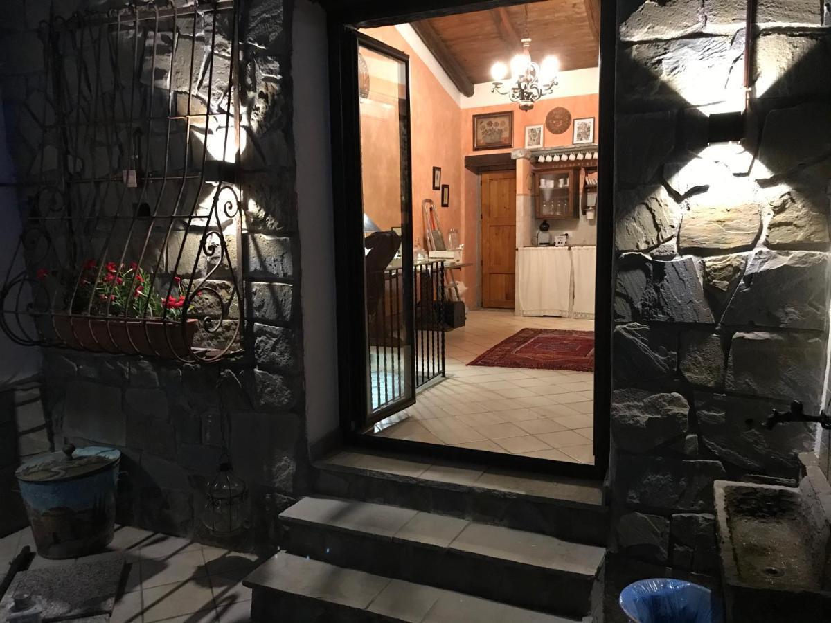 ساسو دي كاستالدا Borgo Manca Suite المظهر الخارجي الصورة
